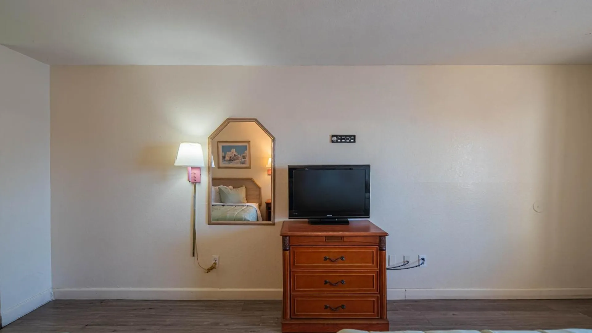 Hotel Rising Phoenix