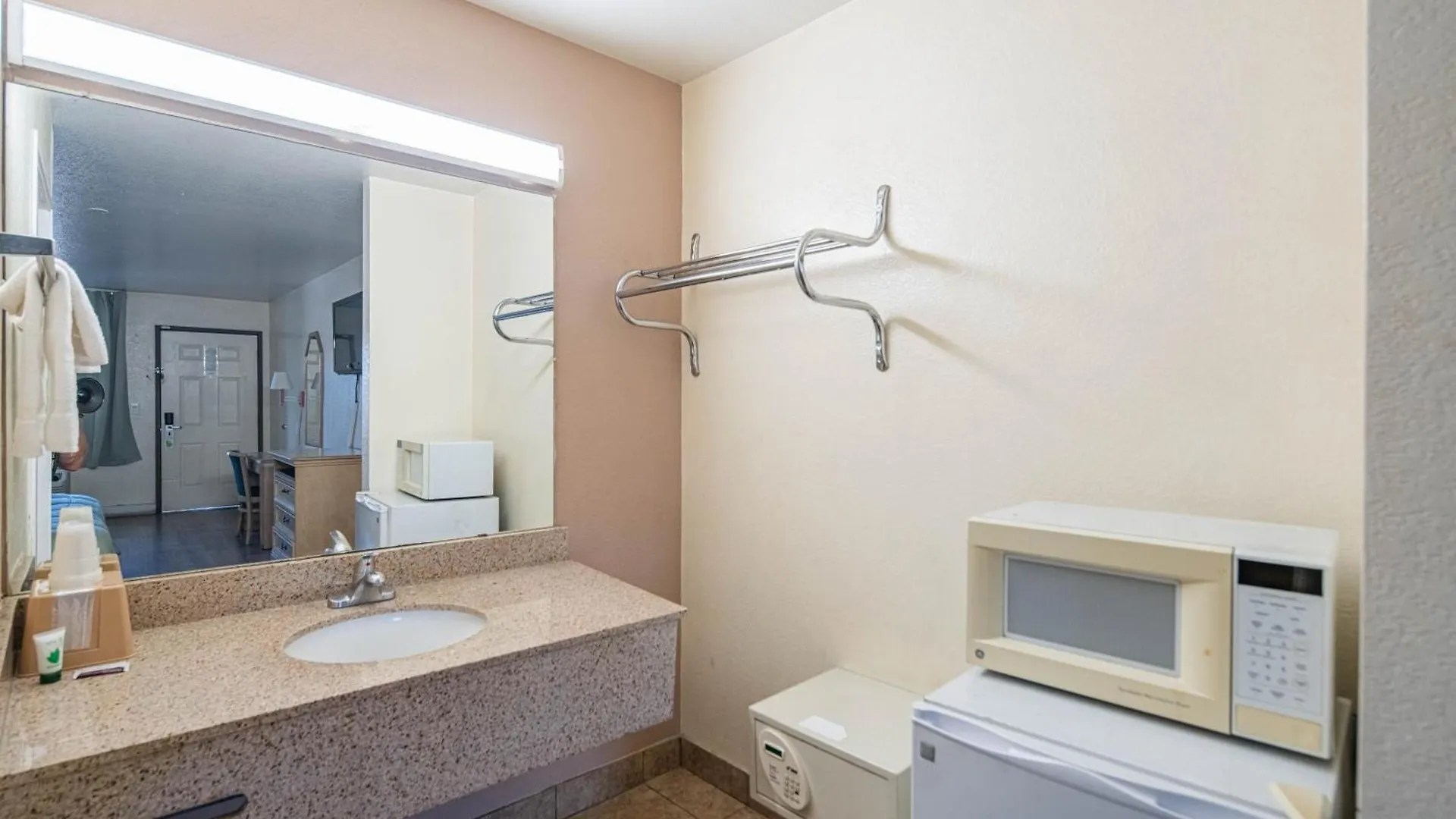Hotel Rising Phoenix Stati Uniti