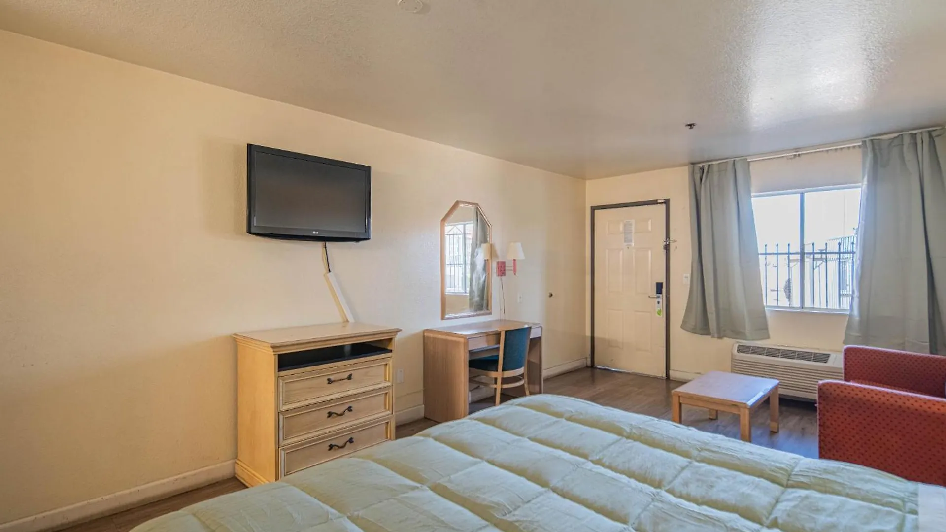 Hotel Rising Phoenix