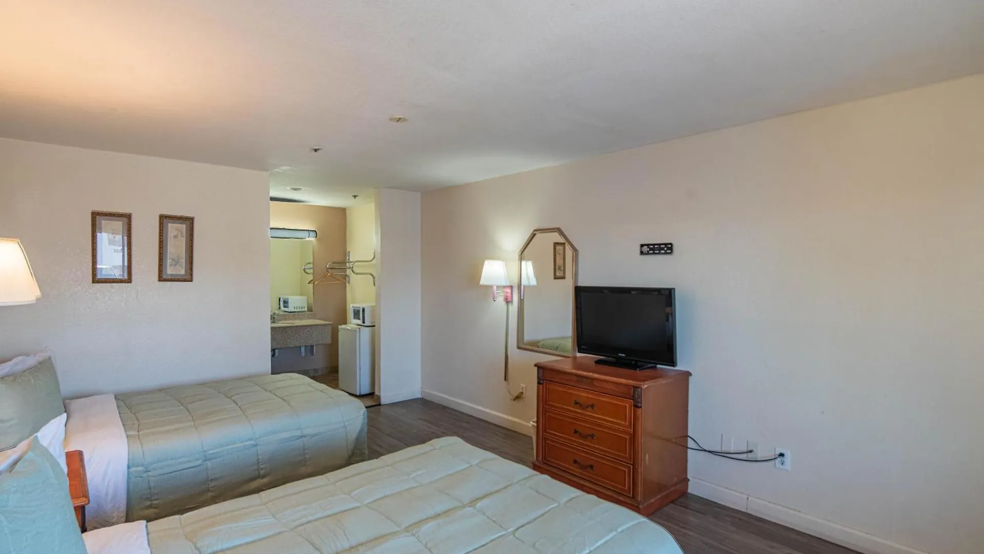Hotel Rising Phoenix