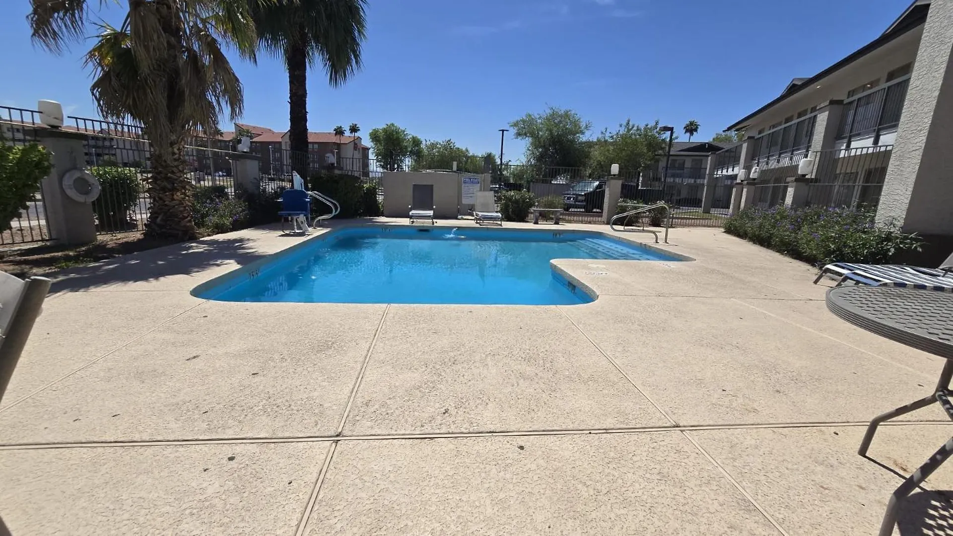 Hotel Rising Phoenix